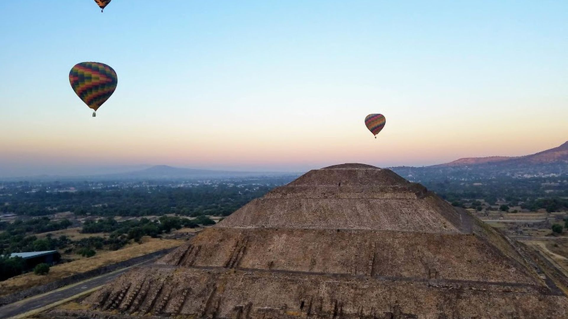teotihuacan.jpg